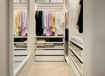 Blog - Projekt garderoby w apartamencie — jak zaplanować funkcjonalną przestrzeń